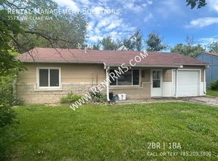 3573 SW Clare Ave, Topeka, KS 66611