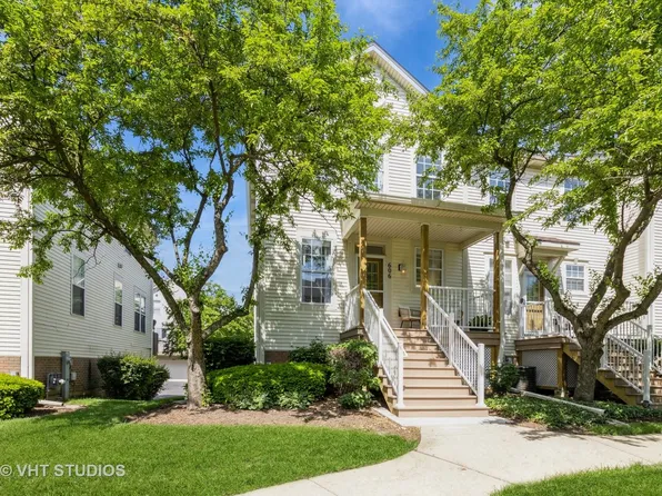 606 Littleton Trl #25-1, Elgin, IL 60120