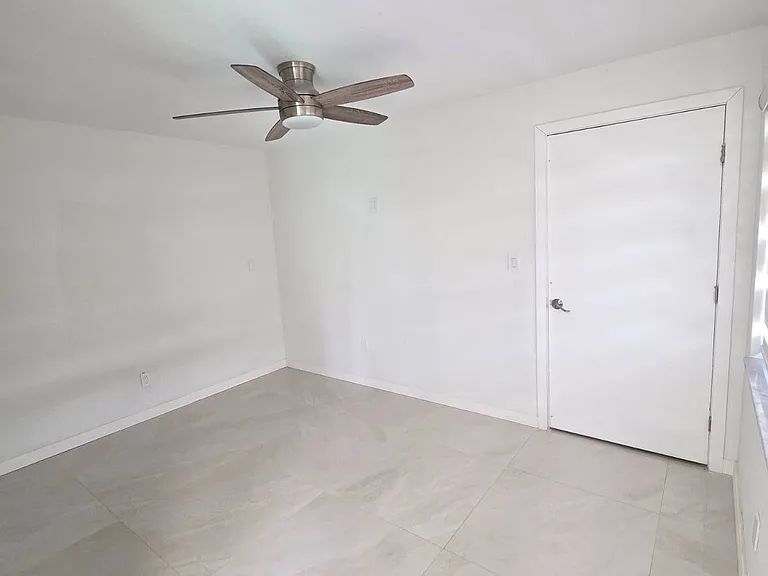 7100 McClellan St — Photo 1