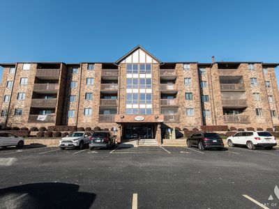 10420 Circle Dr APT 47B, Oak Lawn, IL, 60453