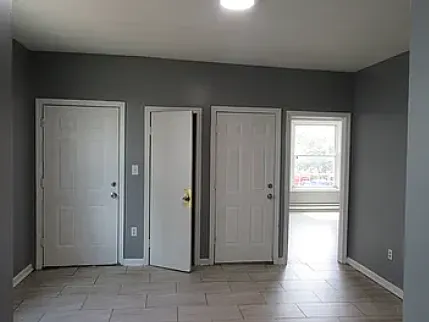 72 Burton St #1 — Photo 2