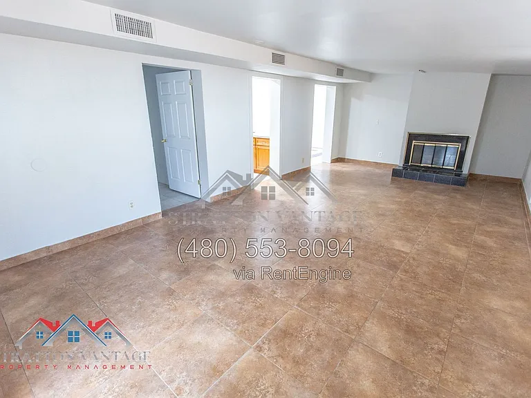 1168 E Alameda Dr — Photo 9