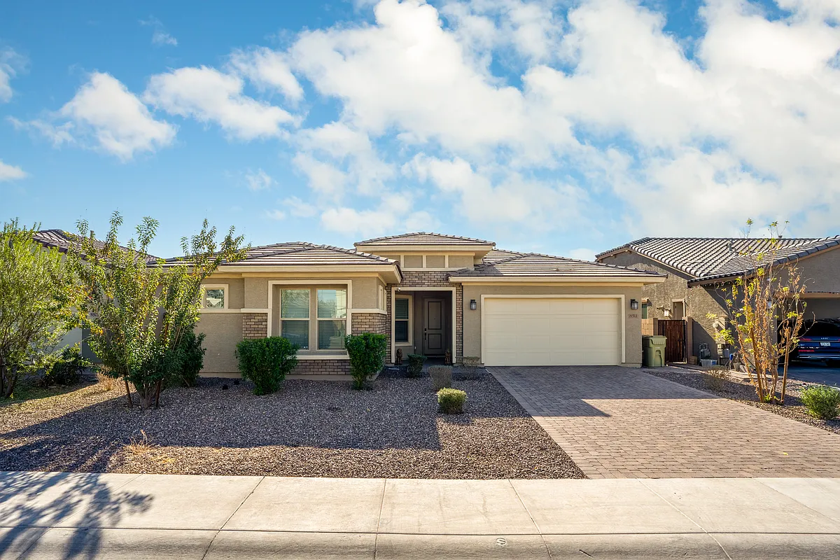 Building Photo - 8511 W Palo Verde Dr