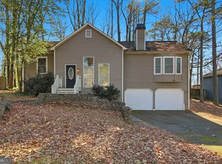 5554 Emerald Way, Acworth, GA 30102