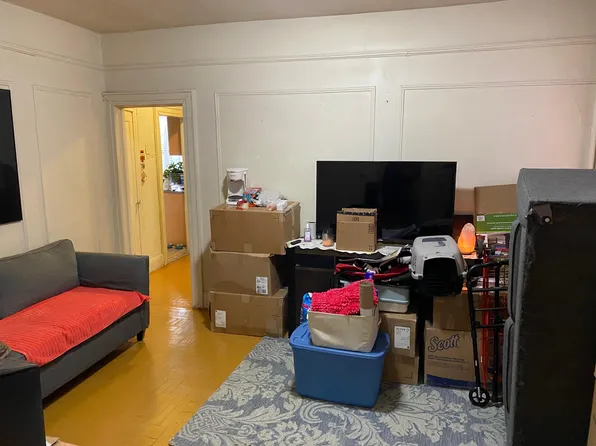 239 Fowler Avenue image 1 of 7