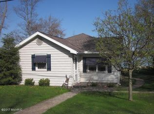 2659 Lake Shore Dr, Niles, MI 49120