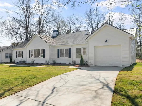 1808 2nd Ave N, Pell City, AL 35125