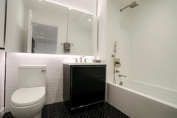 Rented by DelShah Capital LLC | media 5