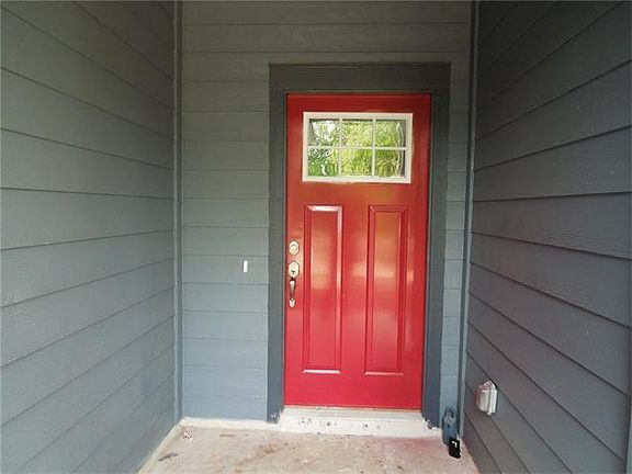 4th image of 106 W Keomuku Ln