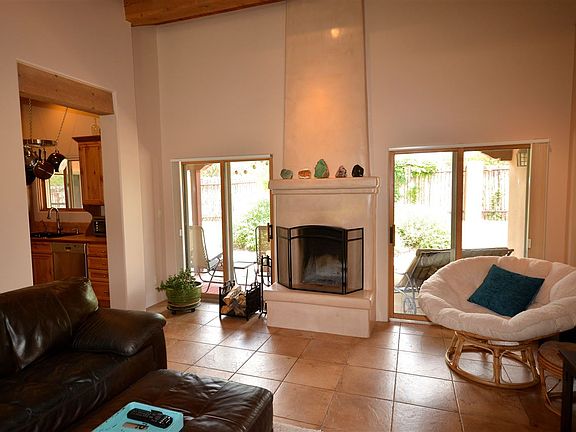 2nd image of 2729 Ventoso