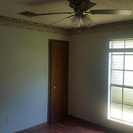 5th image of 115 Gena Marie Dr