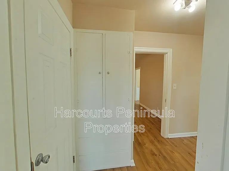 1011 Rainier Ave — Photo 20