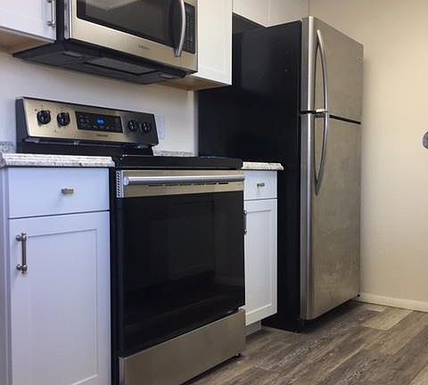 4th image of 112 Myrtlewood Dr #B