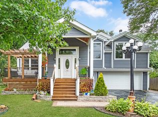 5607 Brookbank Rd, Downers Grove, IL 60516