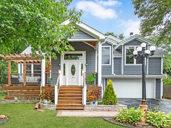 5607 Brookbank Rd, Downers Grove, IL 60516