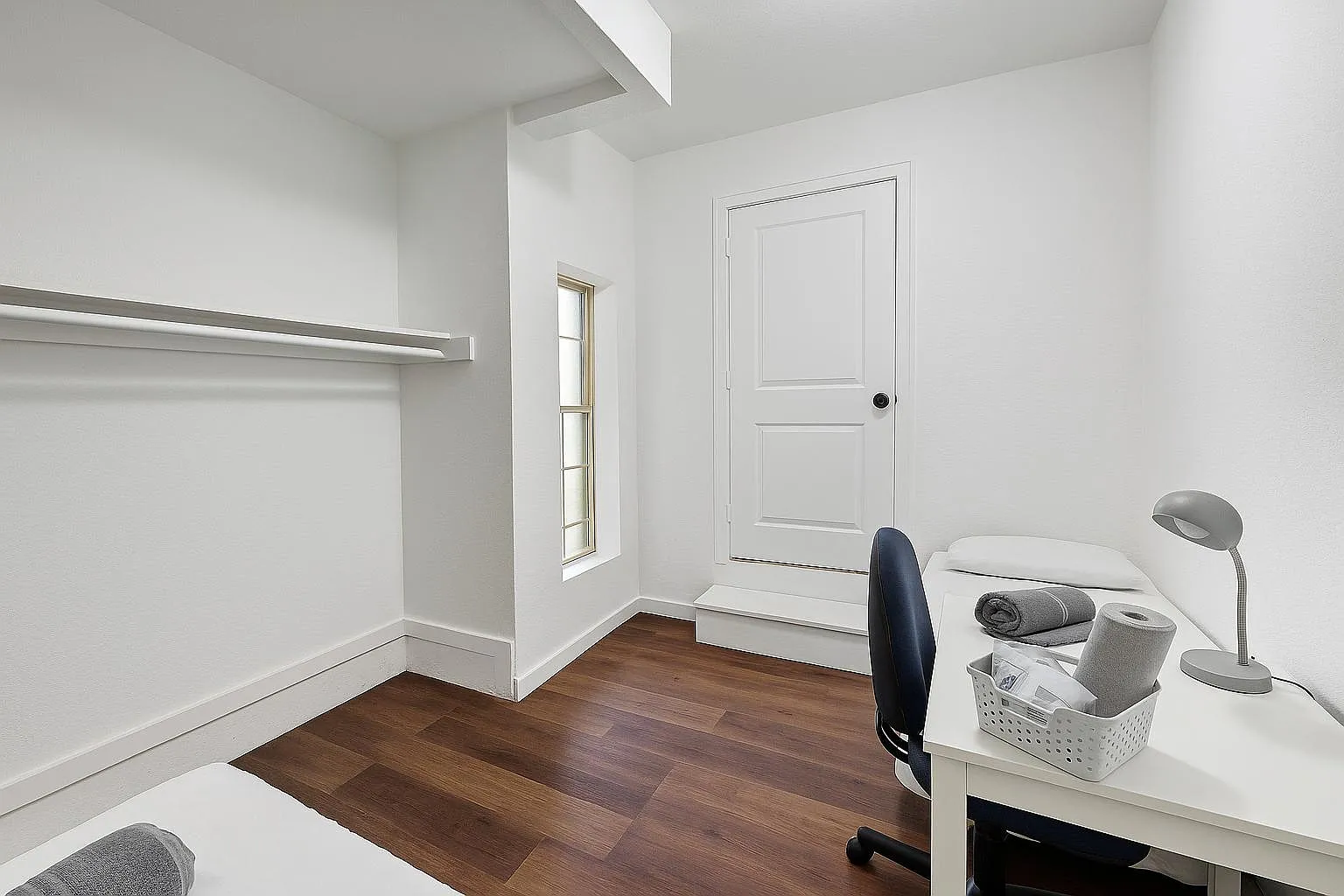 4 bed, 2.5 bath, 1200 sqft, $724 — Photo 4