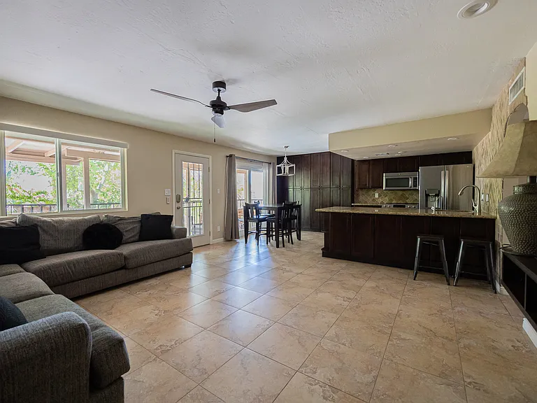 1207 N 84th Pl — Photo 7