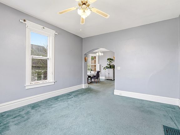5th image of 77 Alpine St