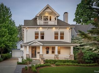 856 Lakeview Ave, Birmingham, MI 48009