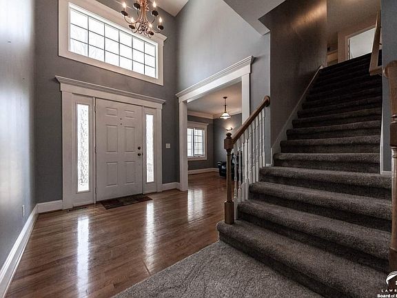 5204  Harvard Lawrence, KS listing photo #5