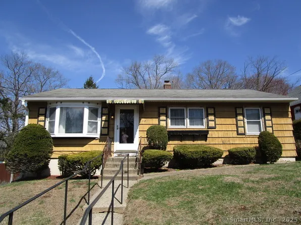 113 Raymond Street, Waterbury, CT 06706