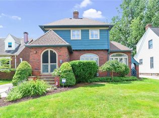 8007 Whitehaven Dr, Parma, OH