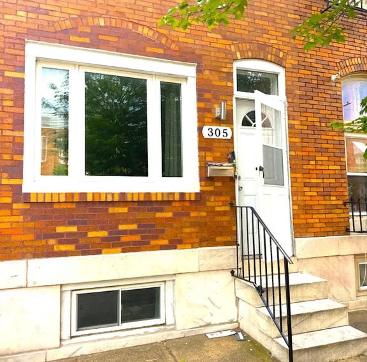 3 bed, 1105 sqft, $2,000 — Photo 1