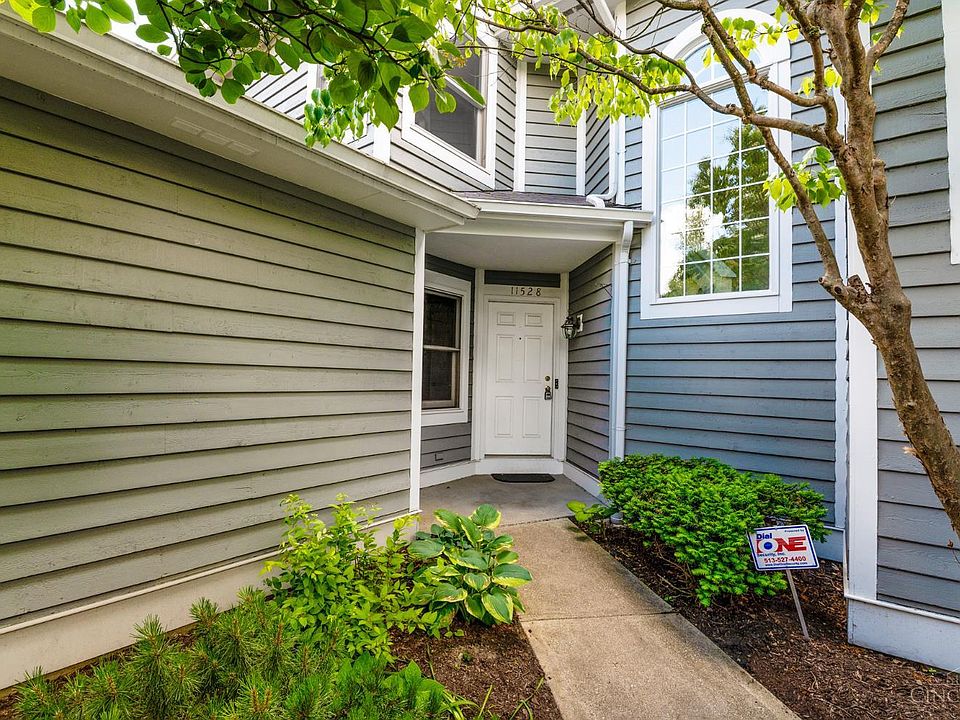 1st image of 11528 Symmes Gate Ln