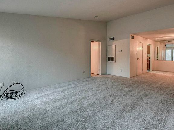 5th image of 7400 Bellerive Dr APT 606