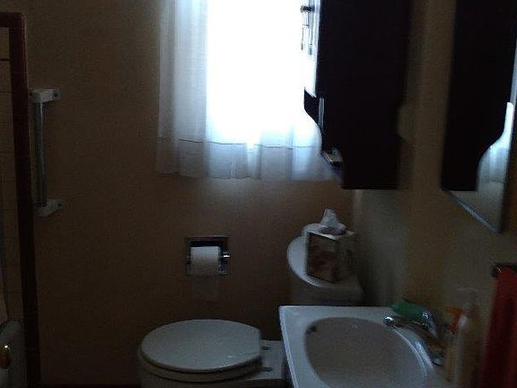 5th image of 334 Poinsettia Ave
