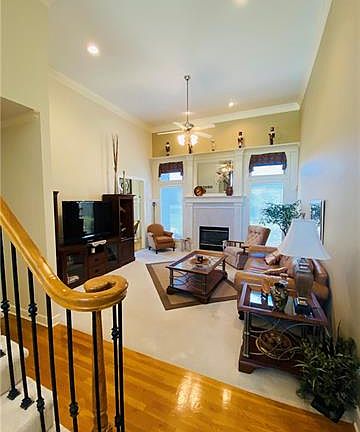 4th image of 6609 NW 103rd St