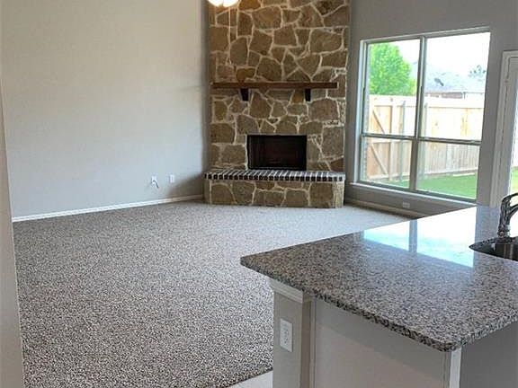 2nd image of 121 Singleton Dr
