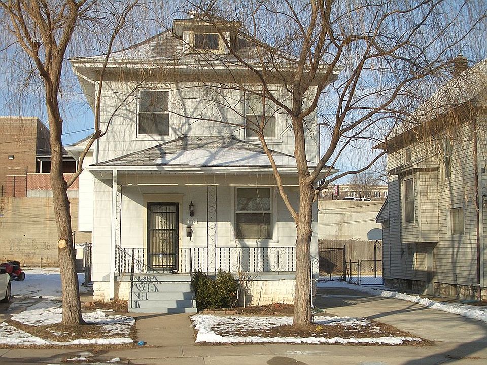 1st image of 4702 E 6th St