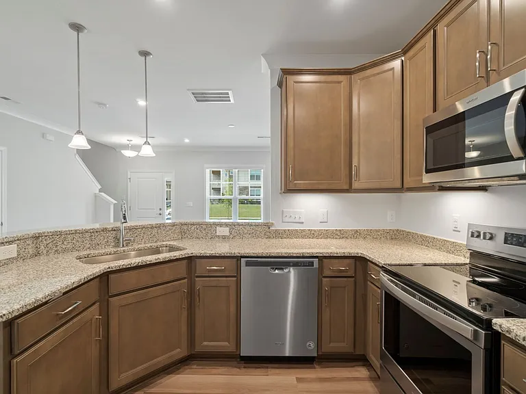 21136 Annabelle Pl — Photo 10