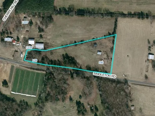 139 Singleton Rd, Mocksville, NC 27028