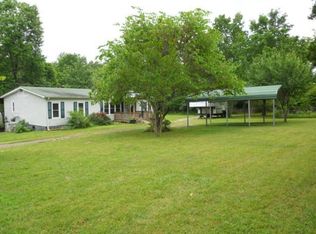 1109 Old Charlotte Rd, White Bluff, TN 37187