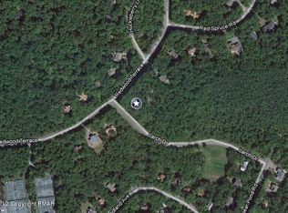 Redwood Ter, Pocono Pines, PA 18350