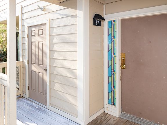 5th image of 53 Delander Ct APT 57