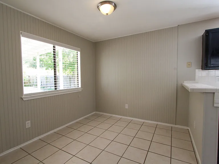 1809 Fawn Ridge Trl — Photo 17