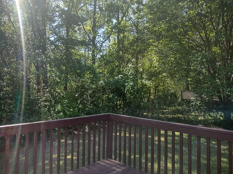 643 Folkstone Rd — Photo 26