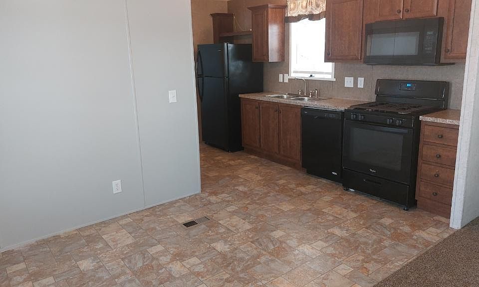 1st image of 20475 Foster Dr #471