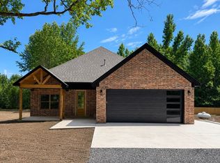 1213 E Carmichael Rd, Cabot, AR 72023