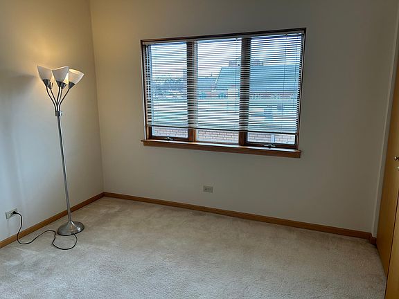5th image of 820 Graceland Ave APT 403