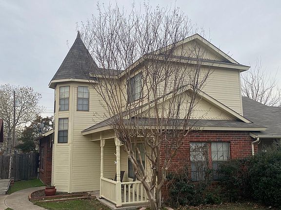 2nd image of 3933 Hearthstone Dr