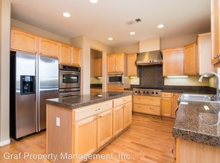 1640 Windemere Dr, San Marcos, CA 92078