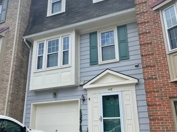 146 Washington St, Occoquan, VA 22125