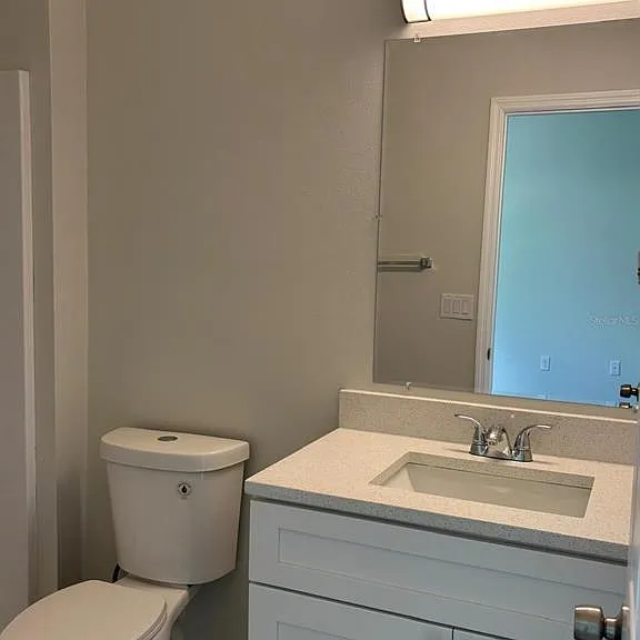 427 Madison Cir — Photo 15