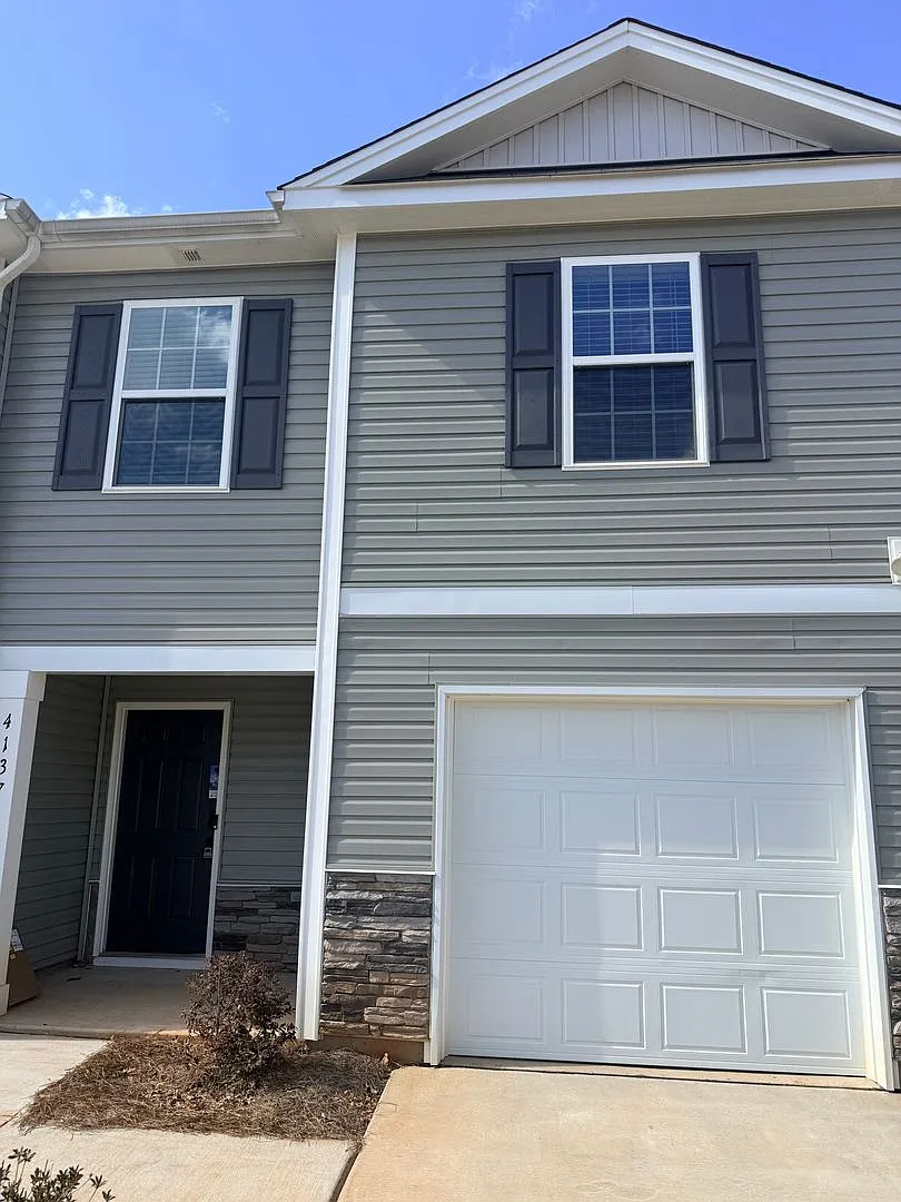 Beautiful Townhome in Charlotte — Photo 2
