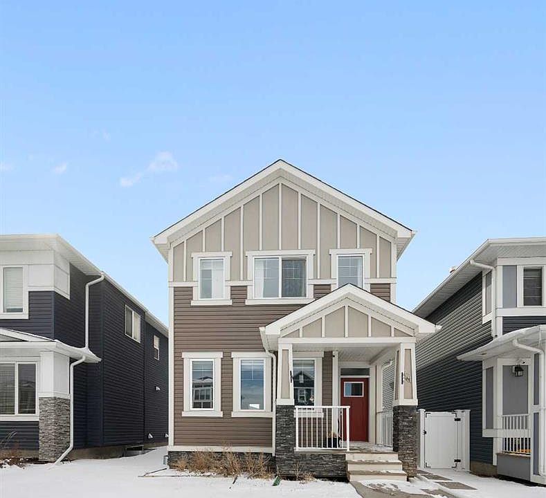 1st image of 171 E Chelsea Rd