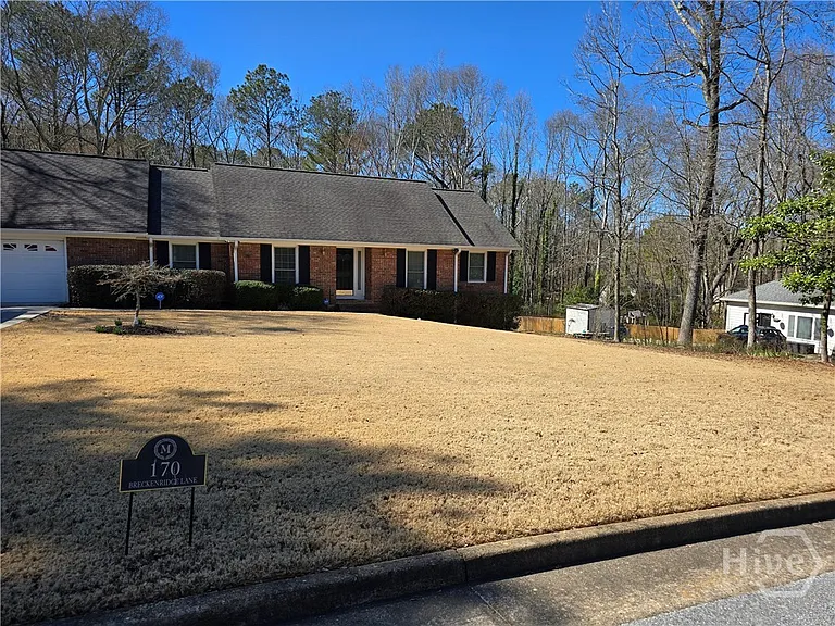 170 Breckenridge Ln — Photo 1
